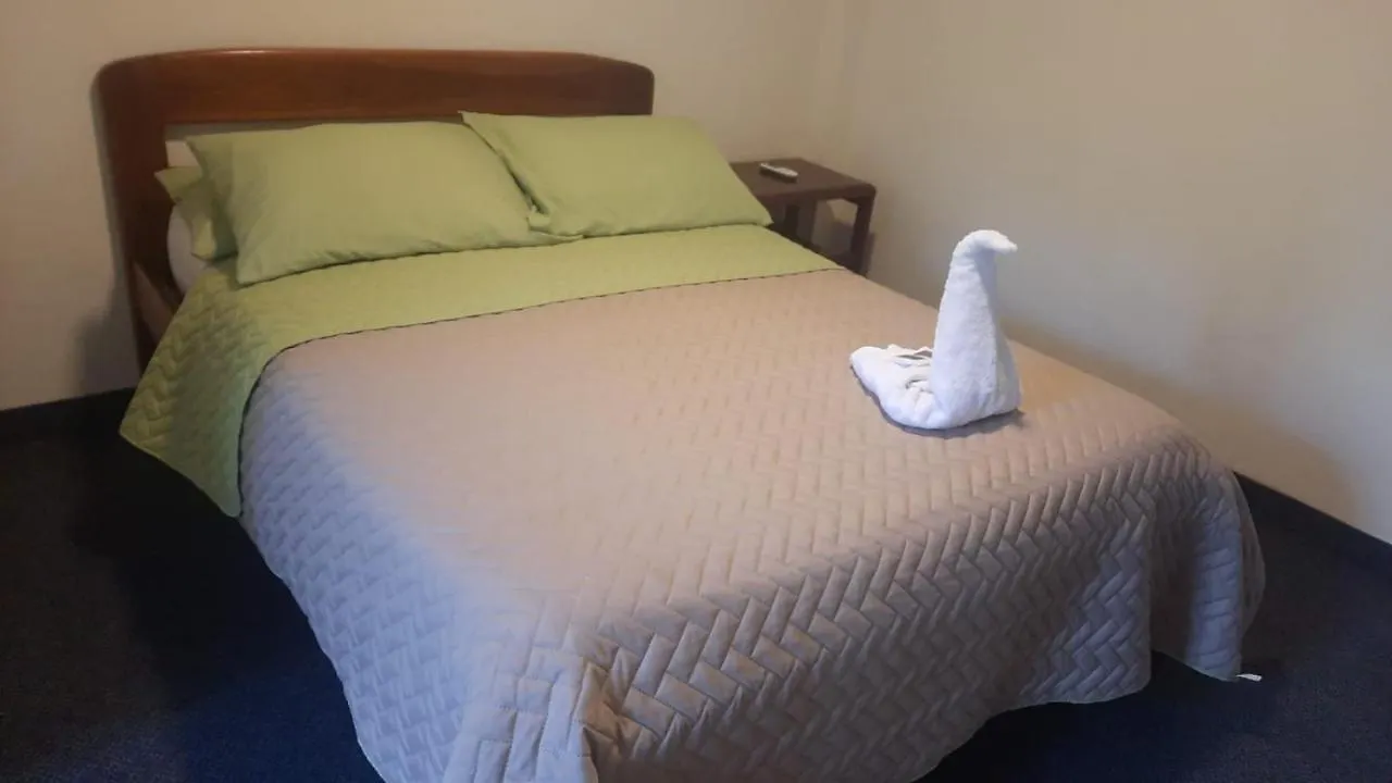 Hostal Vista Amazonas Vandrarhem Quito Ecuador