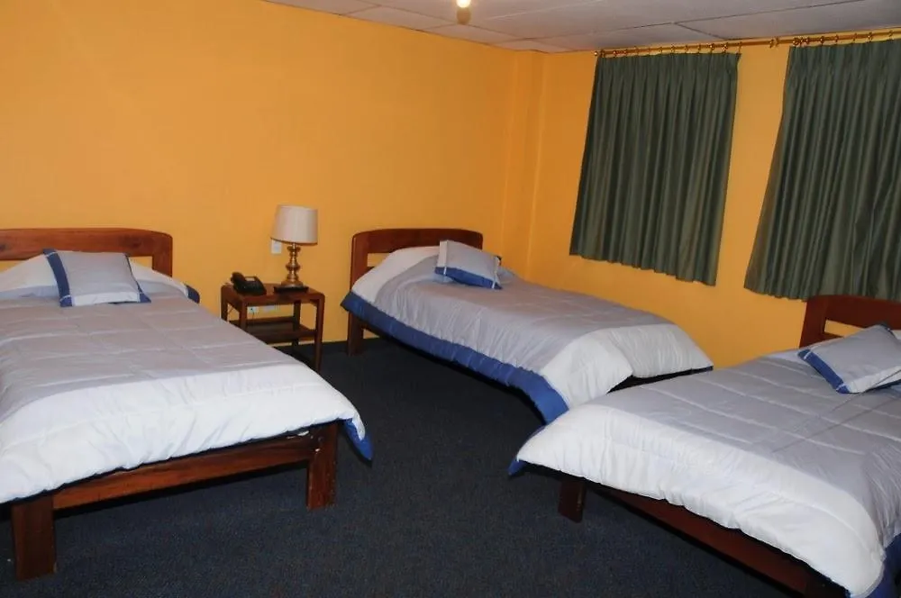 Hostal Vista Amazonas Pansiyon Quito